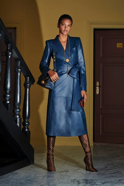 Look 19
